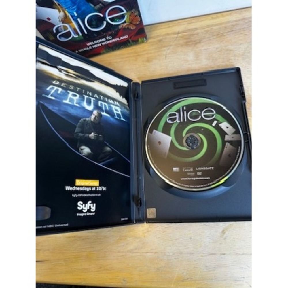 Alice DVD 2009 Syfy Mini-Series Caterina Scorsone Tim Curry Kathy Bates OOP - Picture 6 of 7